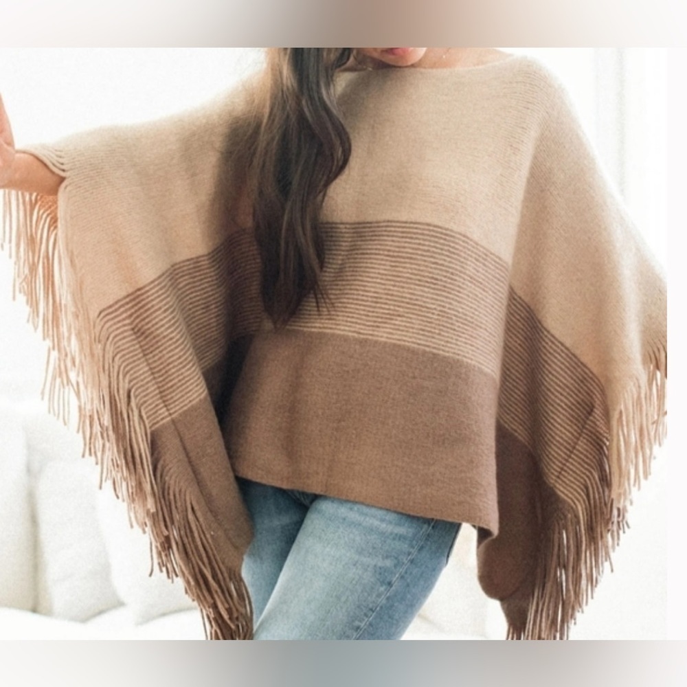 GENTLE  FAWN O/S Tristan Blush Mix Super Soft Poncho Shrug w/ Fringe New w/ Tags